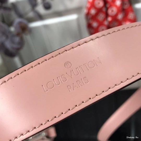 PM GRENELLE VUITTON LOUIS 0824